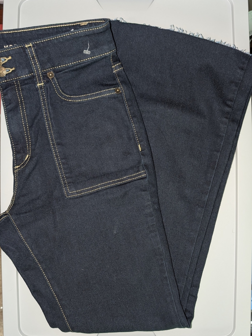 Michael Kors Selma Crop Flare Jeans Dark Wash Size 4 NWOT Flawless